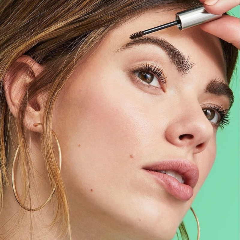 What is Brow Gel & How Do You Apply It? Here’s Everything You Need to Know About Eyebrow Gel