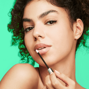 Izzy x Kaylaan Fresh Smile & Hydrated Lips Duo